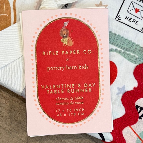 Valentine's Runner - Rifle Paper Co.  - PBK - Picture 3 of 8